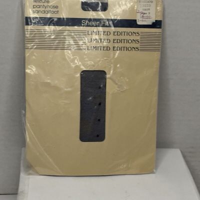 Vintage  Texture Sandalfoot Sheer Fit Large Pantyhose Navy Dot Limited Edition
